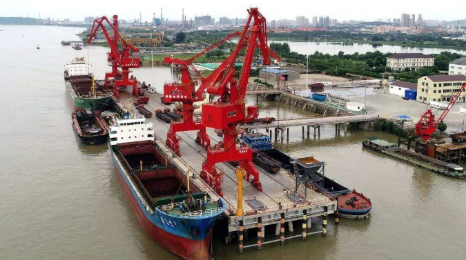 鹿泉概述露天料场港口封闭问题的实行方法